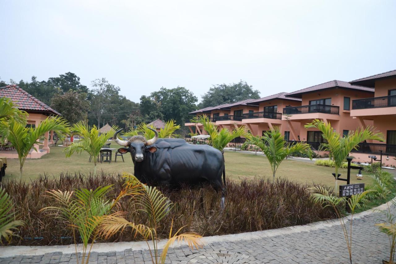 The Pench International Hotel Khawāsa Exterior foto