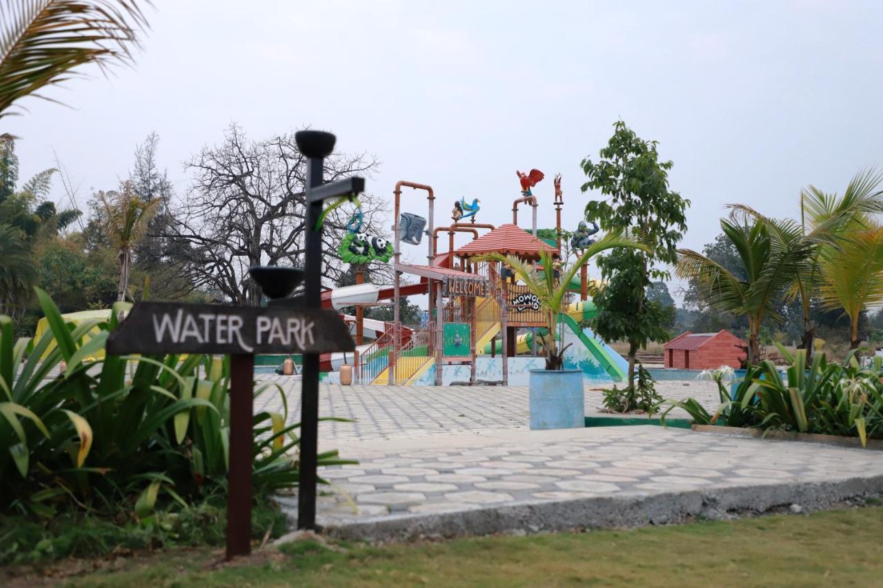 The Pench International Hotel Khawāsa Exterior foto